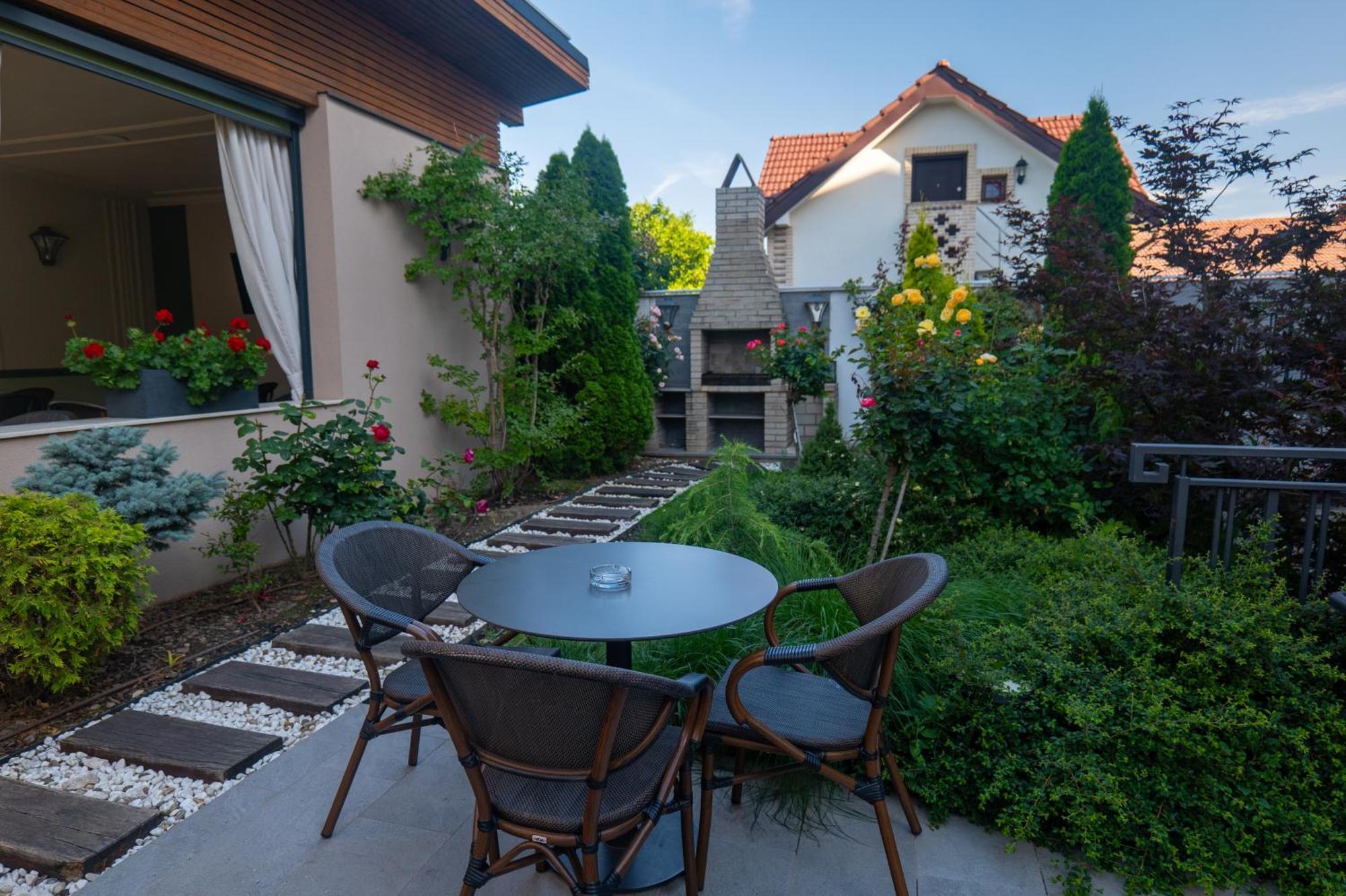 Pensiunea Nora Prestige Temeşvar Dış mekan fotoğraf